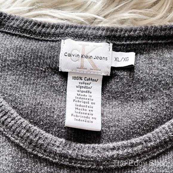 Calvin Klein Jeans | Vintage Ribbed Short Sleeved Crewneck T-Shirt 2000s - Picture 5 of 6